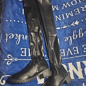Sleek Black Over-the-Knee Chunky Sole Boots
